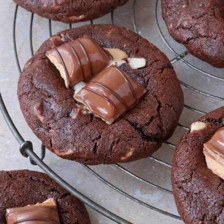 What Are Kinder Bueno Cookies? A Quick Guide for Dessert Lovers